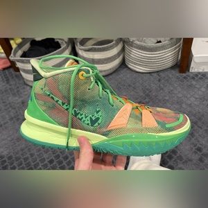 Kyrie 7 'Multi-Color'